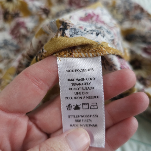 Pleione Mustard Multicolor Floral Long Puff Sleeve Blouse - Picture 6 of 6